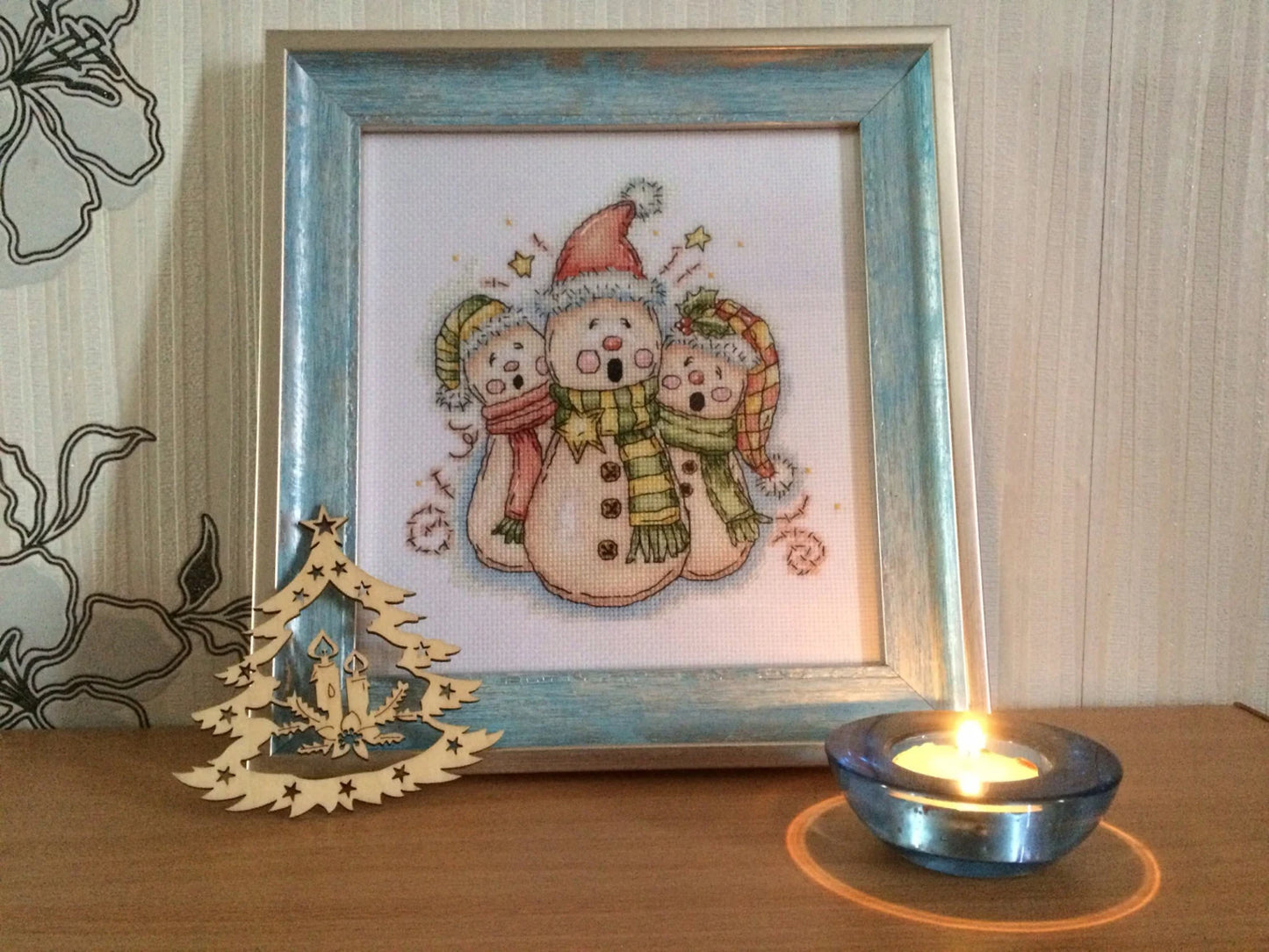Cross-stitch scheme Christmas showmen Embroidery pattern PDF