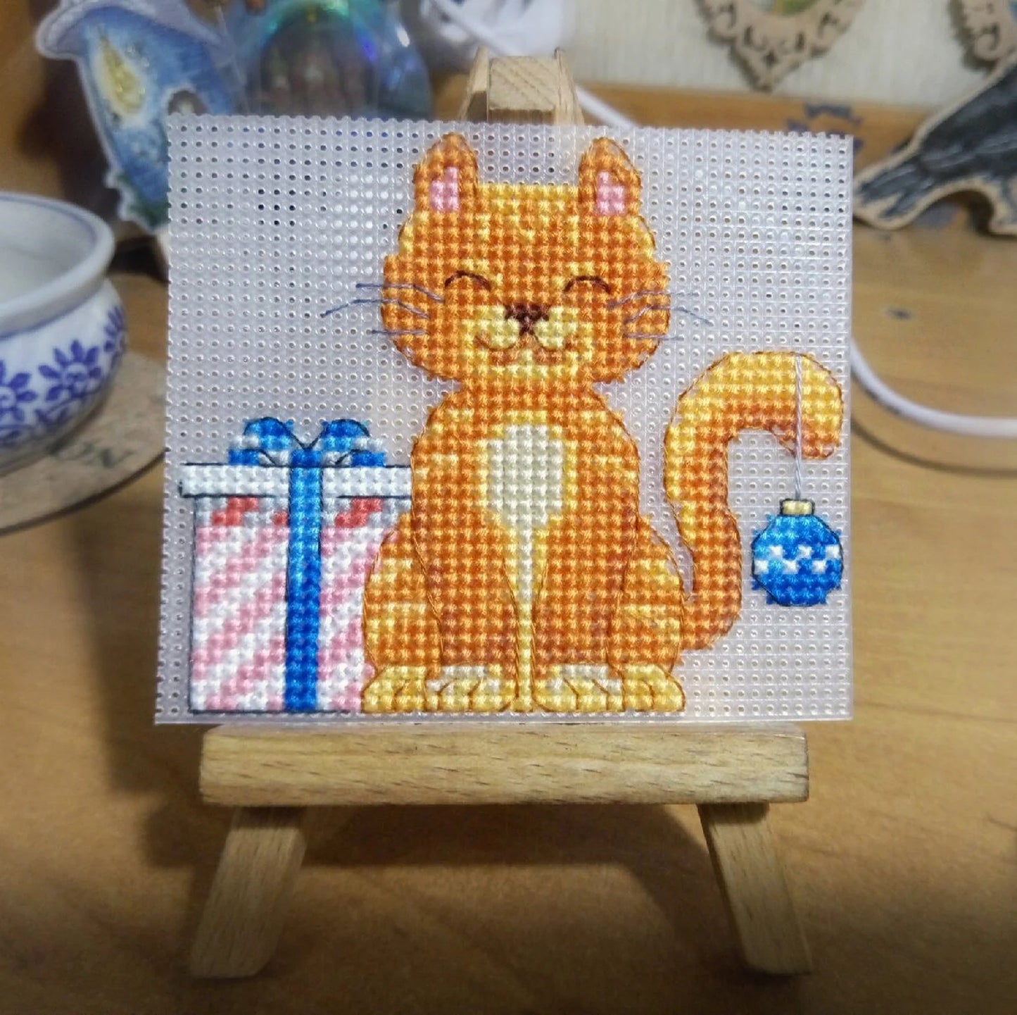 Cross Stitch Pattern "4 colors of Christmas cats" DMC Cross Stitch Chart Printable PDF Instant Download