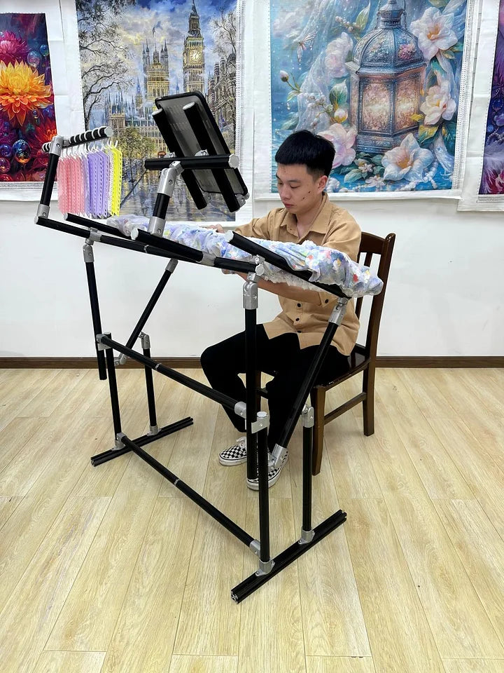 Full set】4th Gen Adjustable Cross Stitch Stand | with Phone Holder & Thread Spool | Scroll Frame 50/100/150cm, Tension 18-28cm