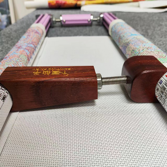 Red Pear Pole Cross Embroidered Embroidered Frame Home Pole Anti Bending Beech Pole