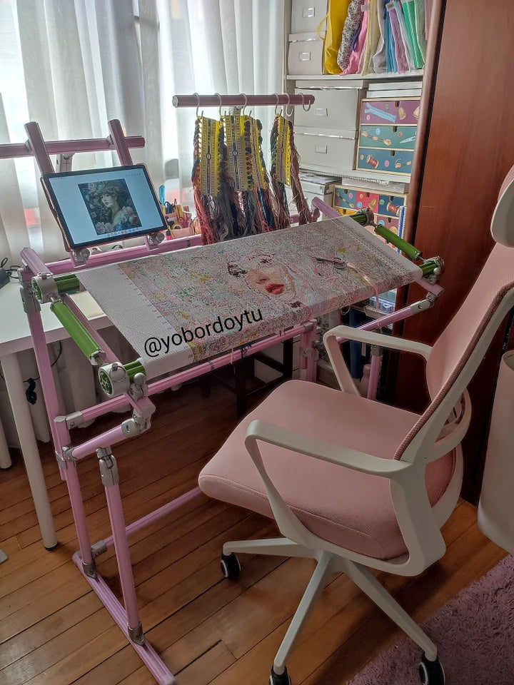 【Recommend】[Scroll Frame with Adjustable Width | Extendable Scroll Frame] Adjustable Aluminum Alloy Scroll Frame for Cross Stitch | Extra Thick, Extendable Embroidery Frame with Adjustable Width and Length