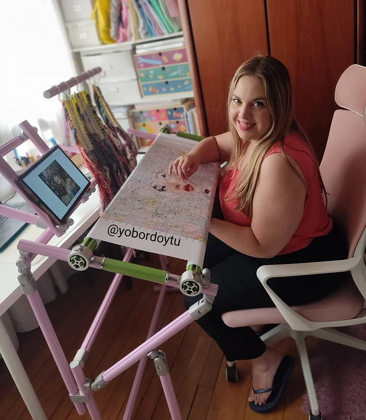 【Recommend】[Scroll Frame with Adjustable Width | Extendable Scroll Frame] Adjustable Aluminum Alloy Scroll Frame for Cross Stitch | Extra Thick, Extendable Embroidery Frame with Adjustable Width and Length